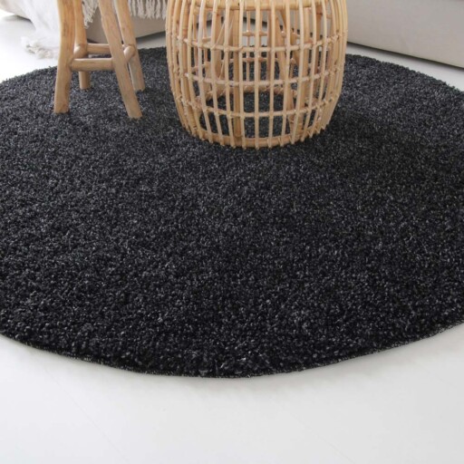 Hoogpolig vloerkleed shaggy Trend effen rond - antraciet - close up zijkant
