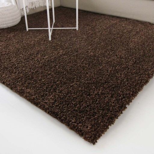 Hoogpolig vloerkleed shaggy Trend effen - bruin - close up hoek, thumbnail