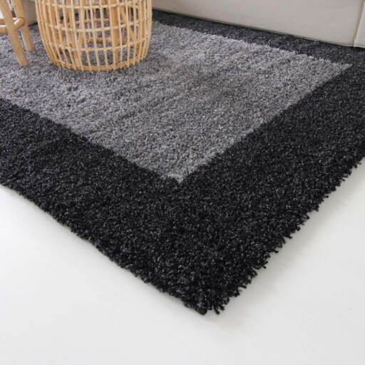 Hoogpolig vloerkleed shaggy Trend lijstmotief - antraciet - close up hoek