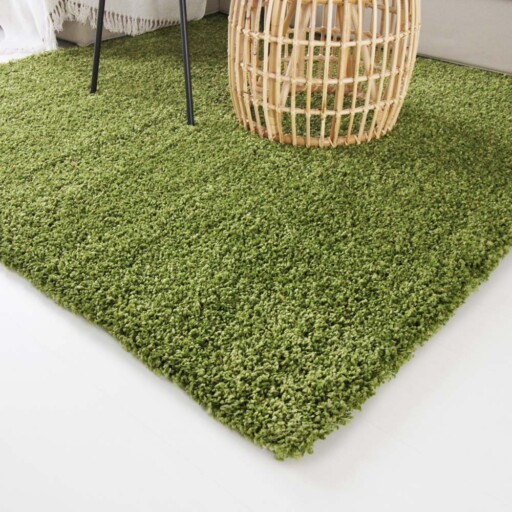 Hoogpolig vloerkleed shaggy Trend effen - groen - close up hoek, thumbnail