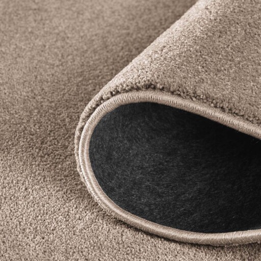 Effen vloerkleed Qualis - taupe - close up rol, thumbnail