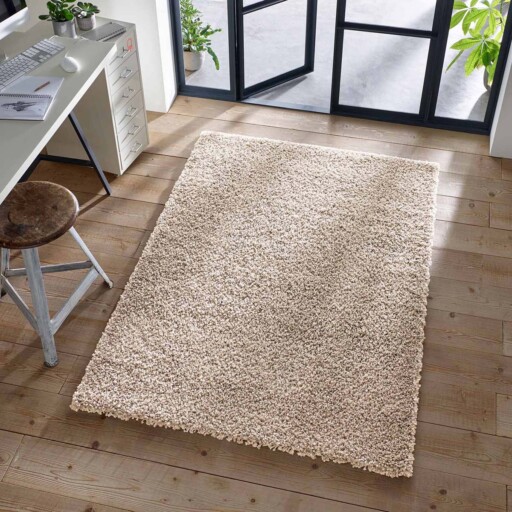 Hoogpolig vloerkleed effen Classic - beige - sfeer