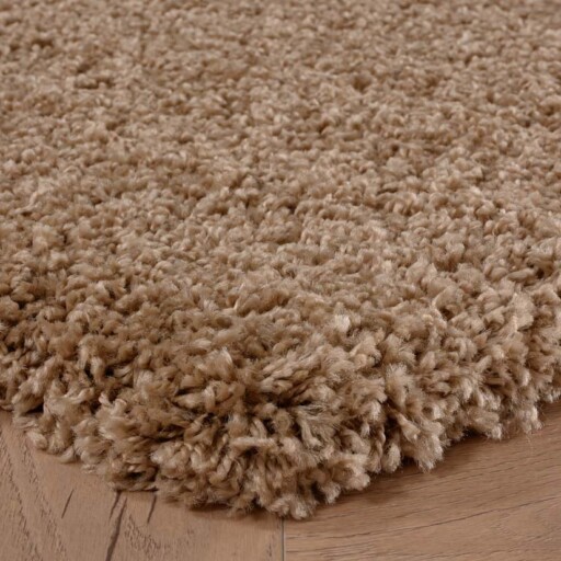Hoogpolig vloerkleed shaggy Grand effen - beige - close up hoek, thumbnail