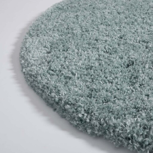 Rond hoogpolig vloerkleed - Cozy Shaggy - lichtblauw - close up hoek, thumbnail