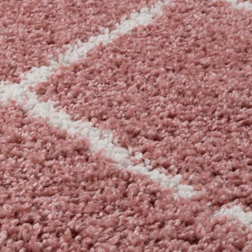 Hoogpolig vloerkleed ruiten Artisan - roze/wit - close up materiaal, thumbnail