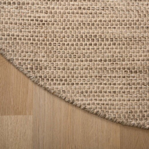 Rond wollen vloerkleed - Ulstein naturel - close up zijkant, thumbnail