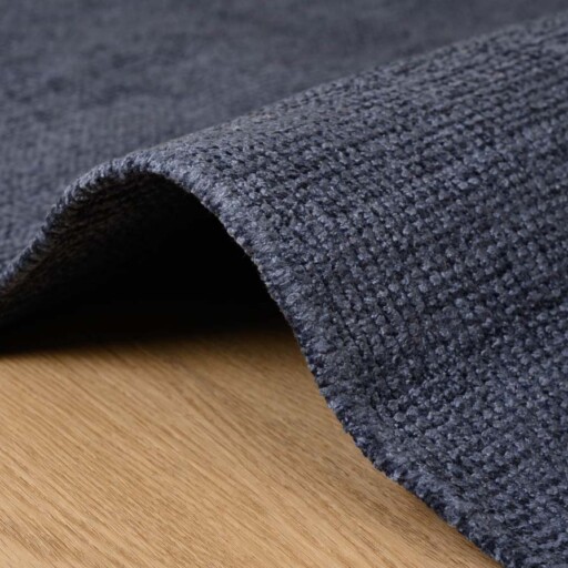 Viscose vloerkleed - Gem blauw - close up zijkant, thumbnail